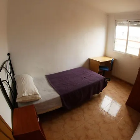 Apartemento Ideal Grupo Y Familia Climatisacion Y Cerca Playa . Mongrell Lägenhet *